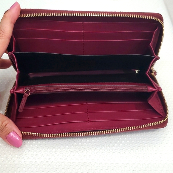 🇮🇹Gucci Guccisima GG Embossed Leather Burgundy Continental Wallet - Picture 7 of 17